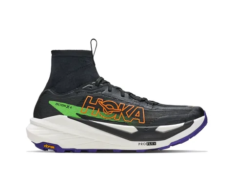 HOKA Tecton X 4